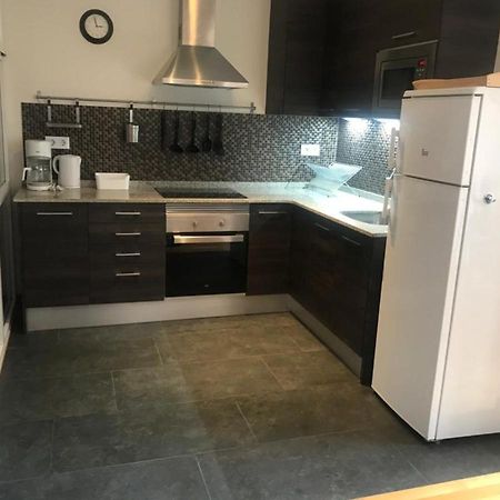 Apartment Poble Nou Barcelona Bagian luar foto
