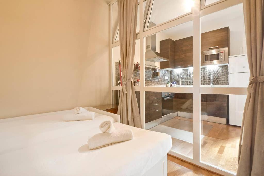 Apartment Poble Nou Barcelona Bagian luar foto