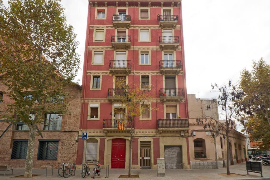 Apartment Poble Nou Barcelona Bagian luar foto